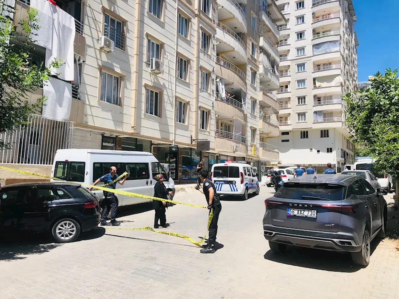 Siirt’te silahlı alacak kavgasında 3 yaralı