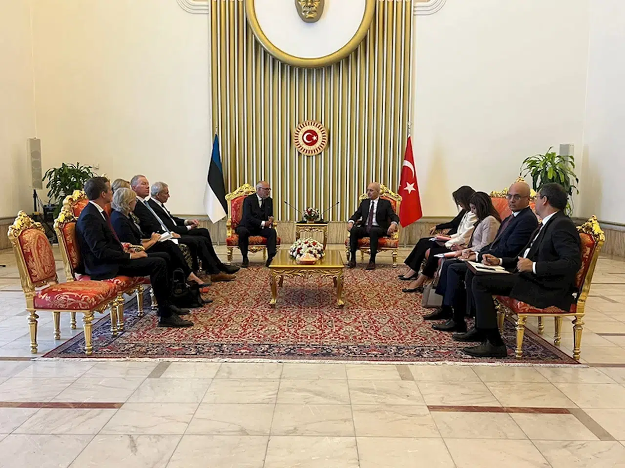 TBMM Başkanı Kurtulmuş: Yıkıcı fikirlerin Avrupa'yı siyaseten zehirlemesine karşıyız