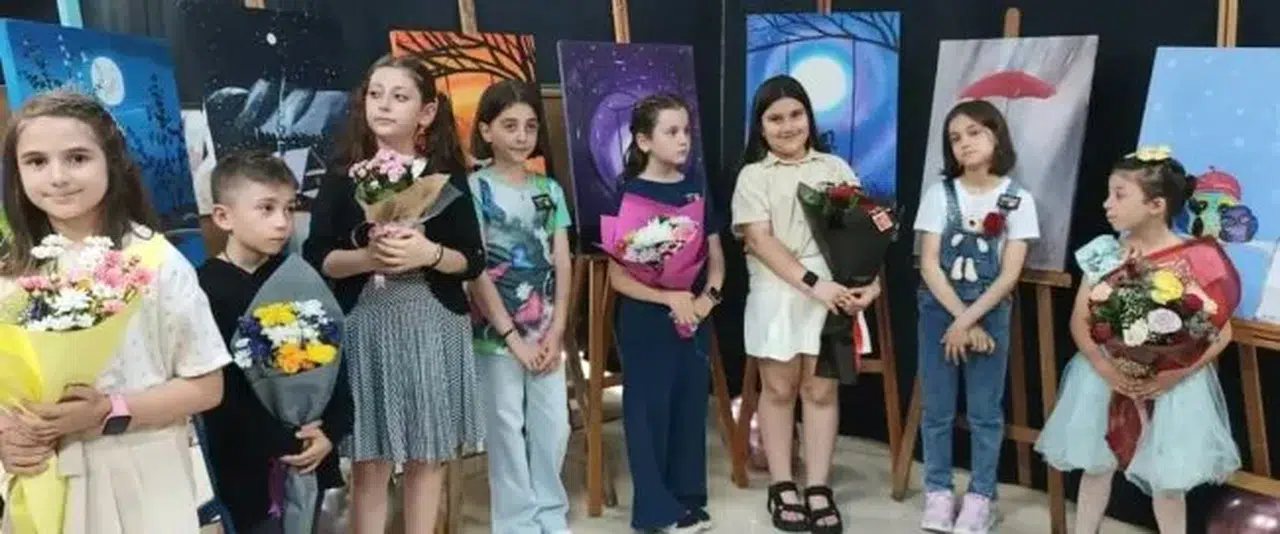 Rize'de "7'den 70'e Her Yaşta Sanat" Resim Sergisi Büyük İlgi Gördü