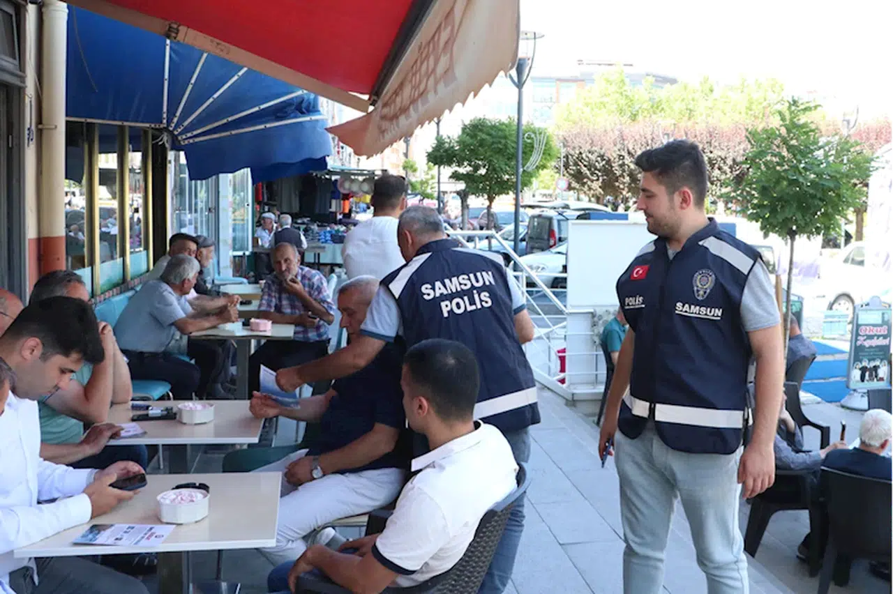 Havza'da polisler boğulma olaylarına karşı vatandaşları uyardı