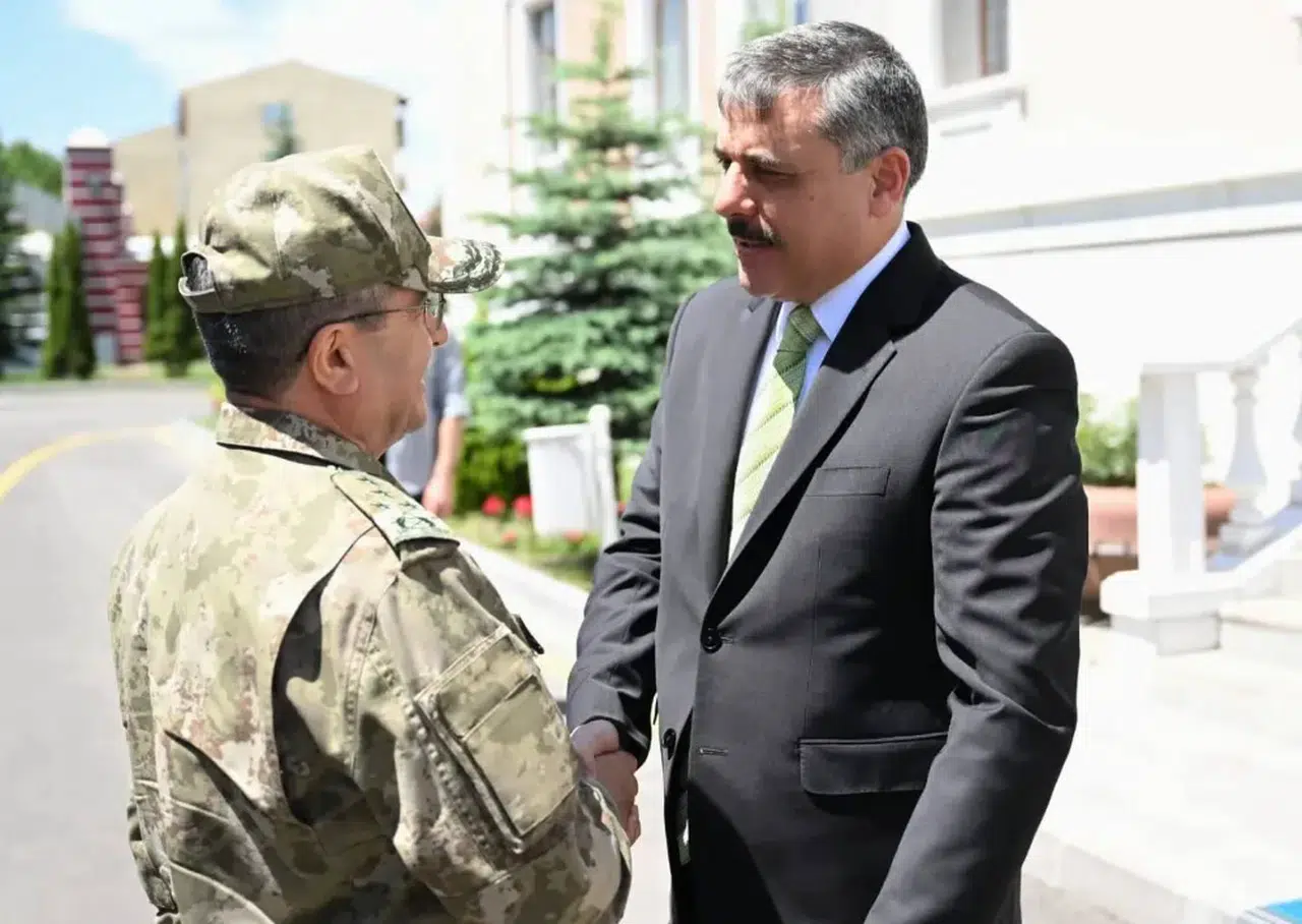 Kara Kuvvetleri Komutanı Erzurum'da Stratejik Görüşmelerde Bulundu