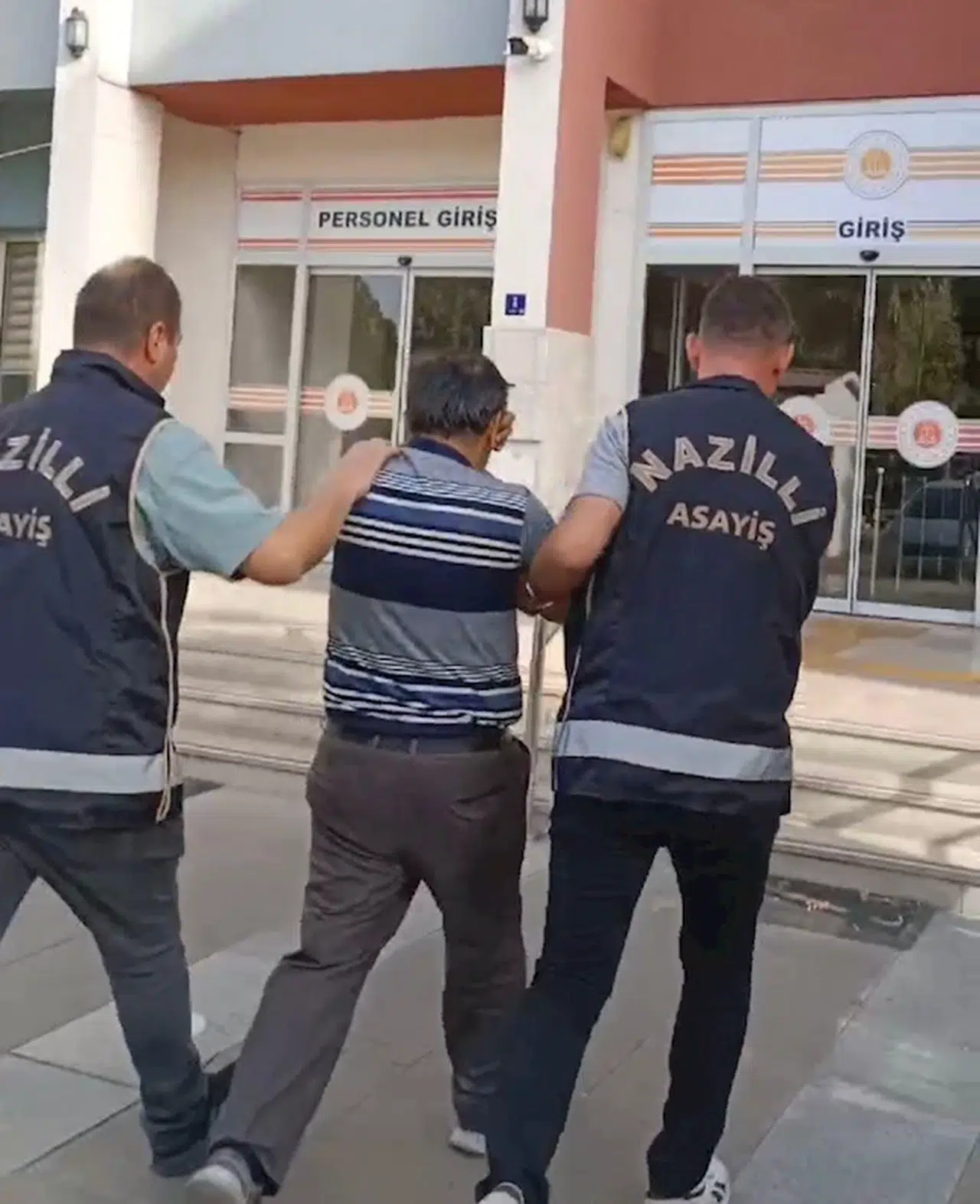 Nazilli'de 20 yıl hapisle aranan firari yakalandı
