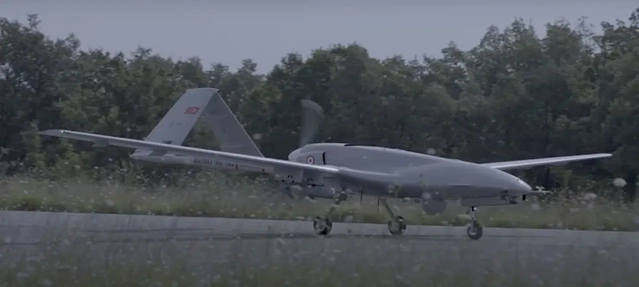 Bayraktar TB2 İHA'lar, orman yangınına müdahaleyi 10 dakikaya düşürdü