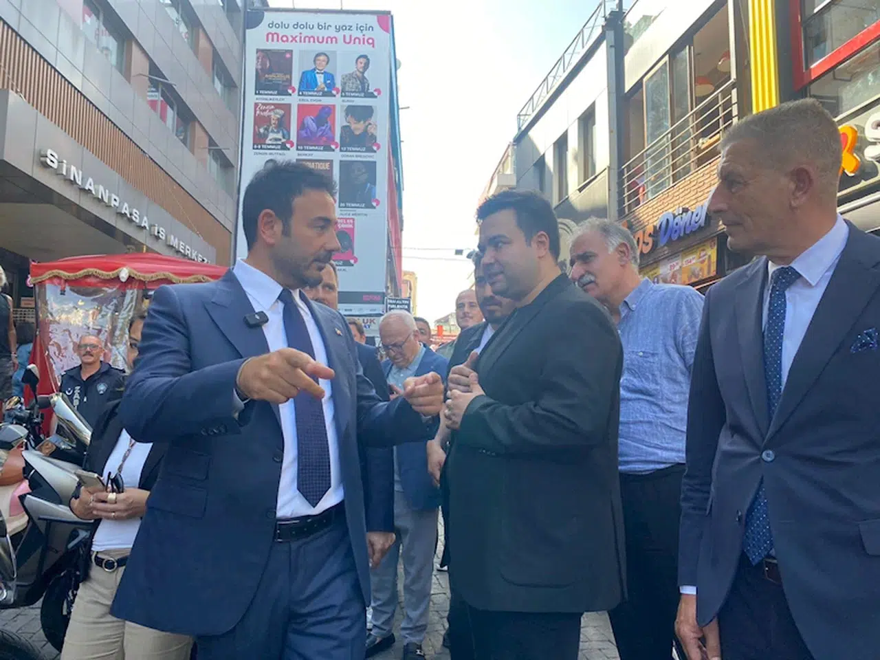 Beşiktaş Belediye Başkanı Akpolat: Sokakları itfaiye ve ambulans geçişi için uygun hale getireceğiz