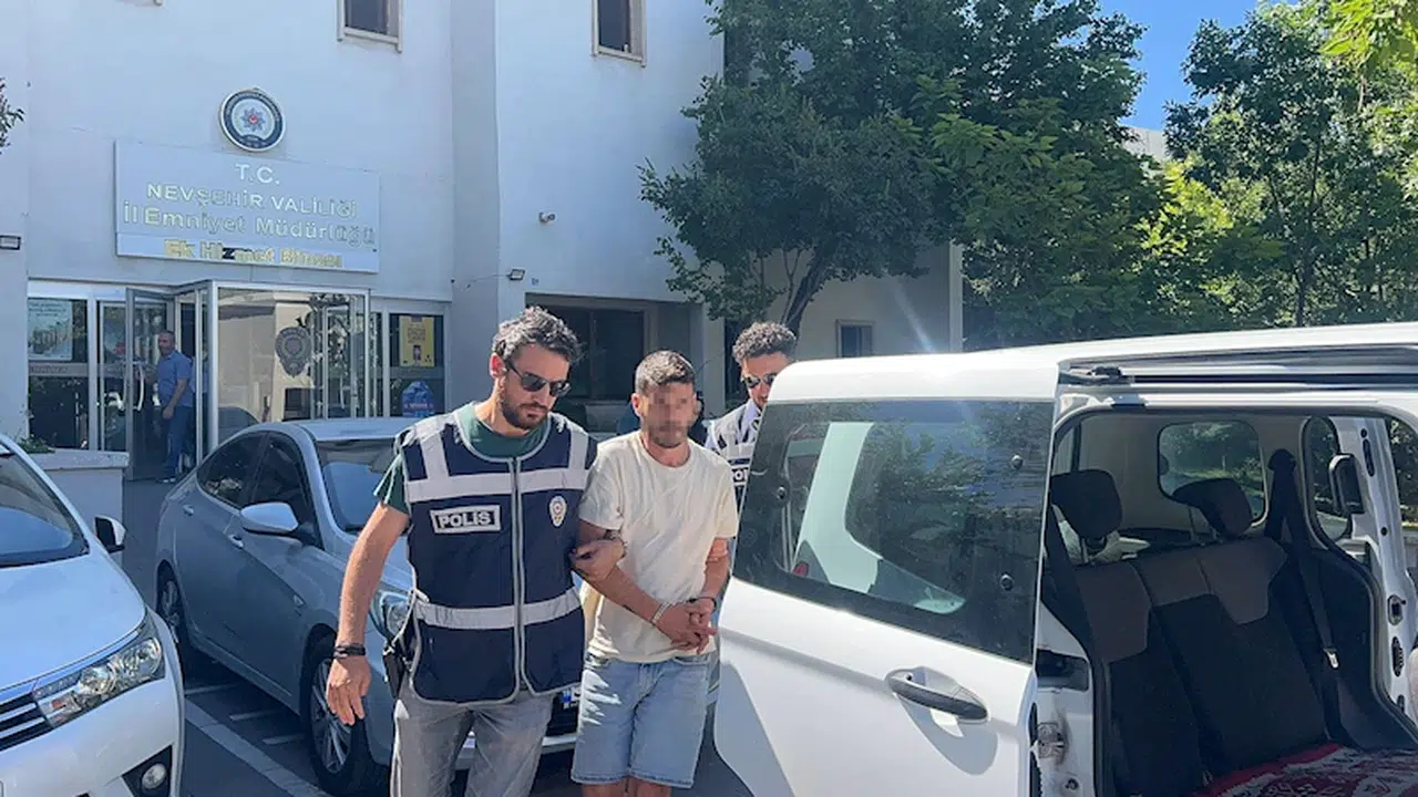 Emlakçıdan topraktan ev satışı vaadiyle 90 milyon TL'lik vurgun; anne ve oğlu gözaltında