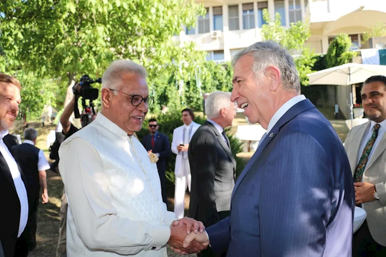 Pakistan Büyükelçiliği bahçesinde Pakistan Kültür ve Mutfak Festivali 