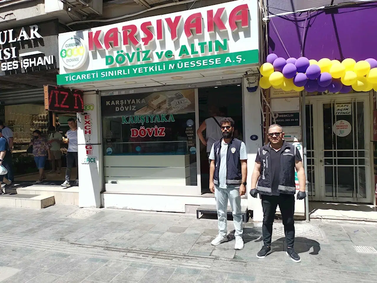 İzmir'deki 'Seçil Erzan' vakası; Şüphelinin banka şubesindeki odasında ve döviz bürosunda arama (2)