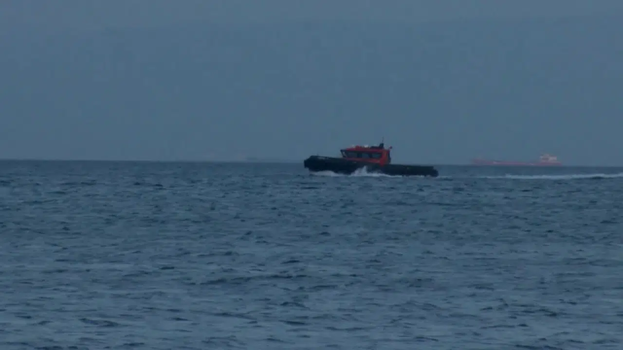 İstanbul-Bakırköy açıklarında kuru yük gemisi karaya oturdu 