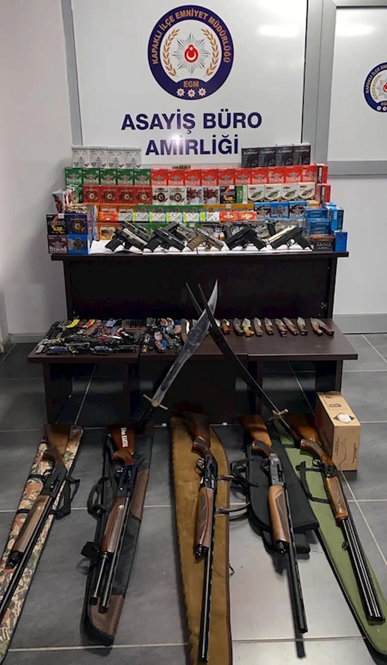 Tekirdağ'da yasa dışı silah ticareti şüphelisine gözaltı