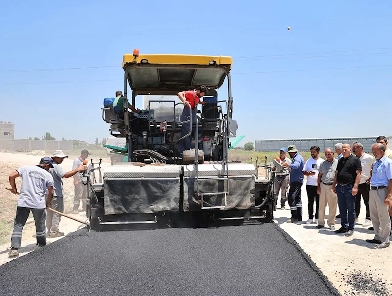 Başkan Demirçalı: Yüreğir’de asfaltsız yol kalmayacak