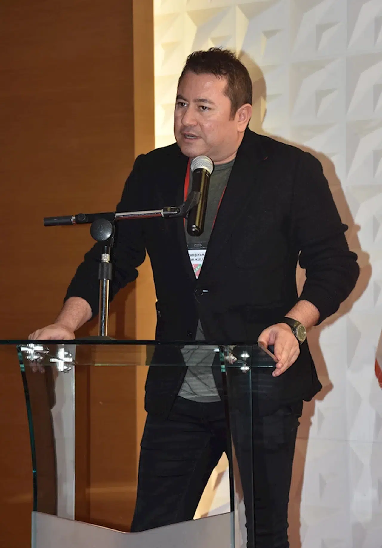 Karşıyaka'da Torbaoğlu el koydu