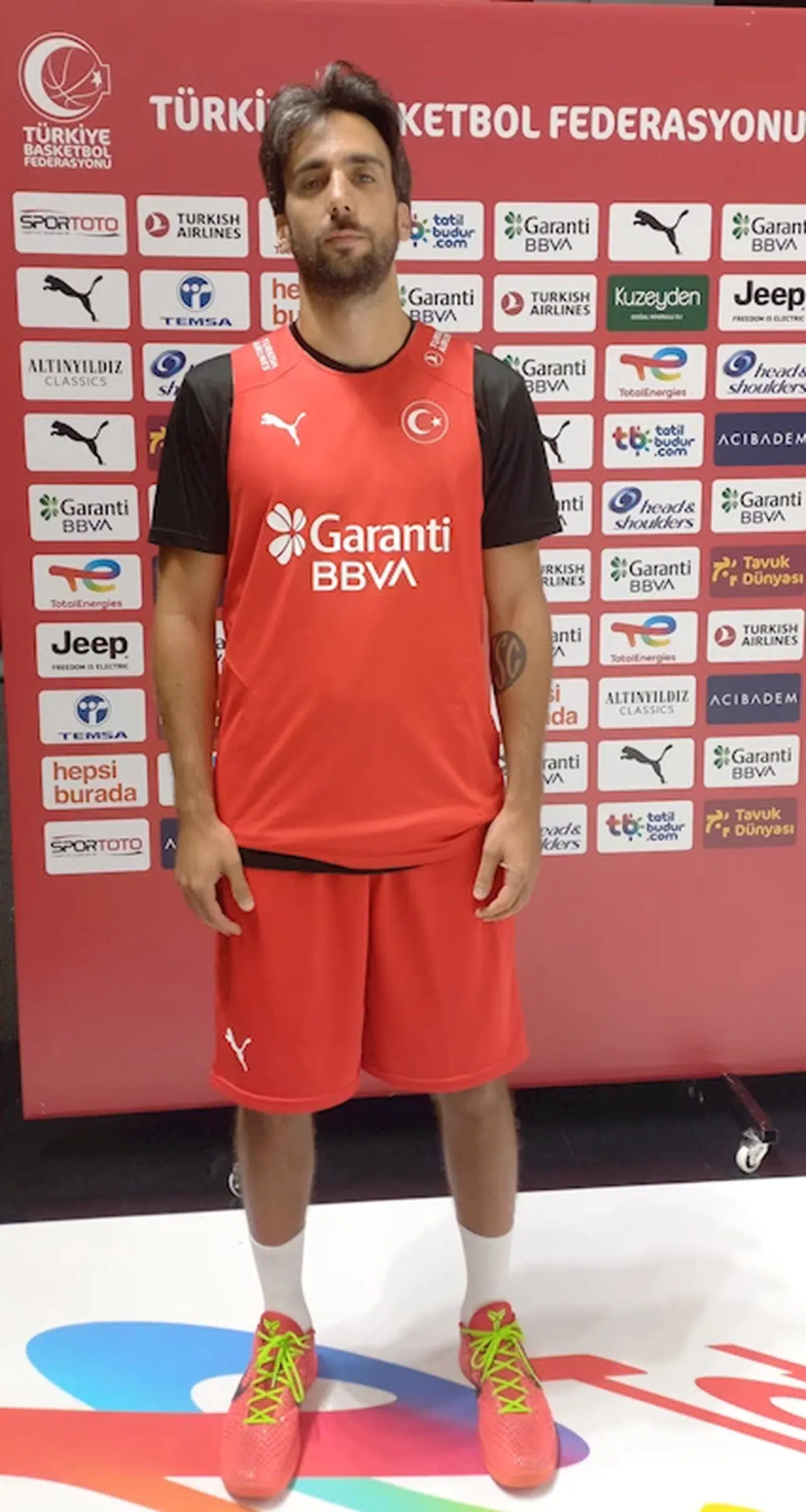 (ÖZEL) Ay-yıldızlı basketbolcu Can Korkmaz: Kenarda Ergin Ataman gibi bir antrenörün olması herkese güven veriyor