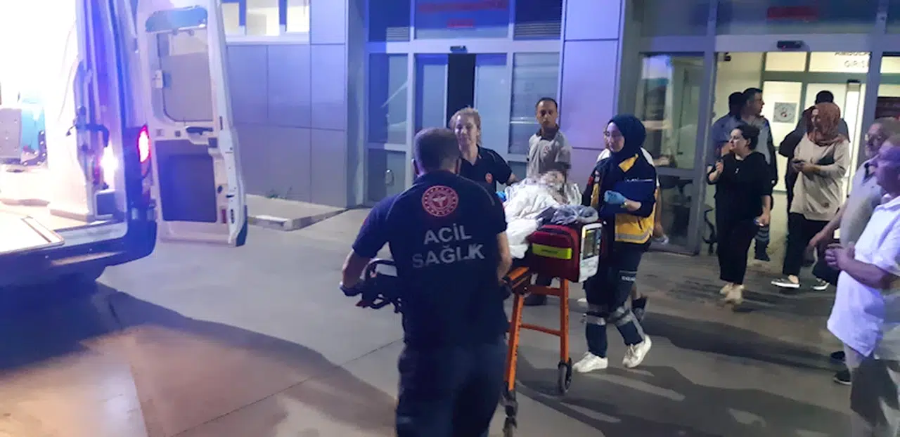 Sinekliğe yaslanan 5 yaşındaki çocuk, 4'üncü kattan düşerek ağır yaralandı 