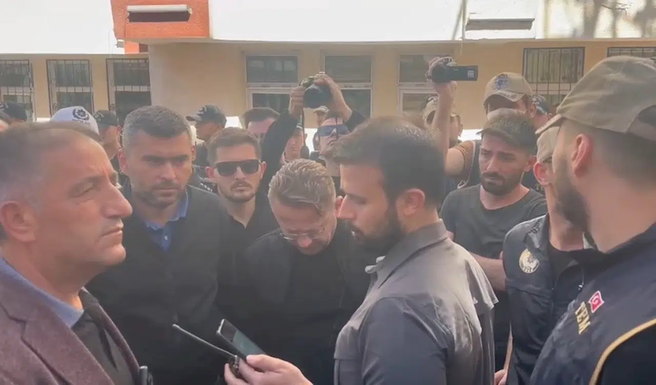 Hakkari Belediye Başkanı Akış gözaltına alındı (2)