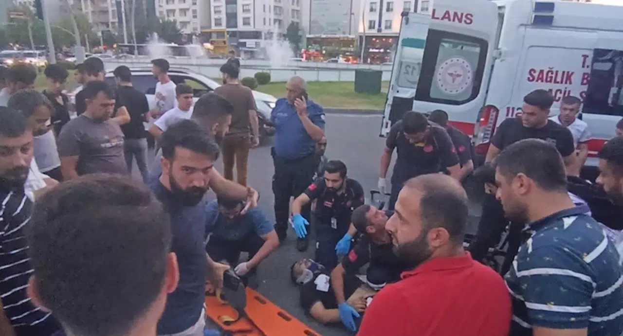 Batman'da otomobilin çarptığı yaya yaralandı