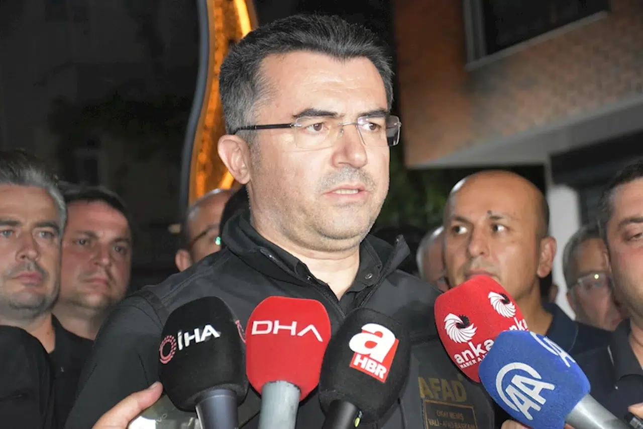 İzmir'de şırdancıda patlama: 5 ölü, 63 yaralı (10)