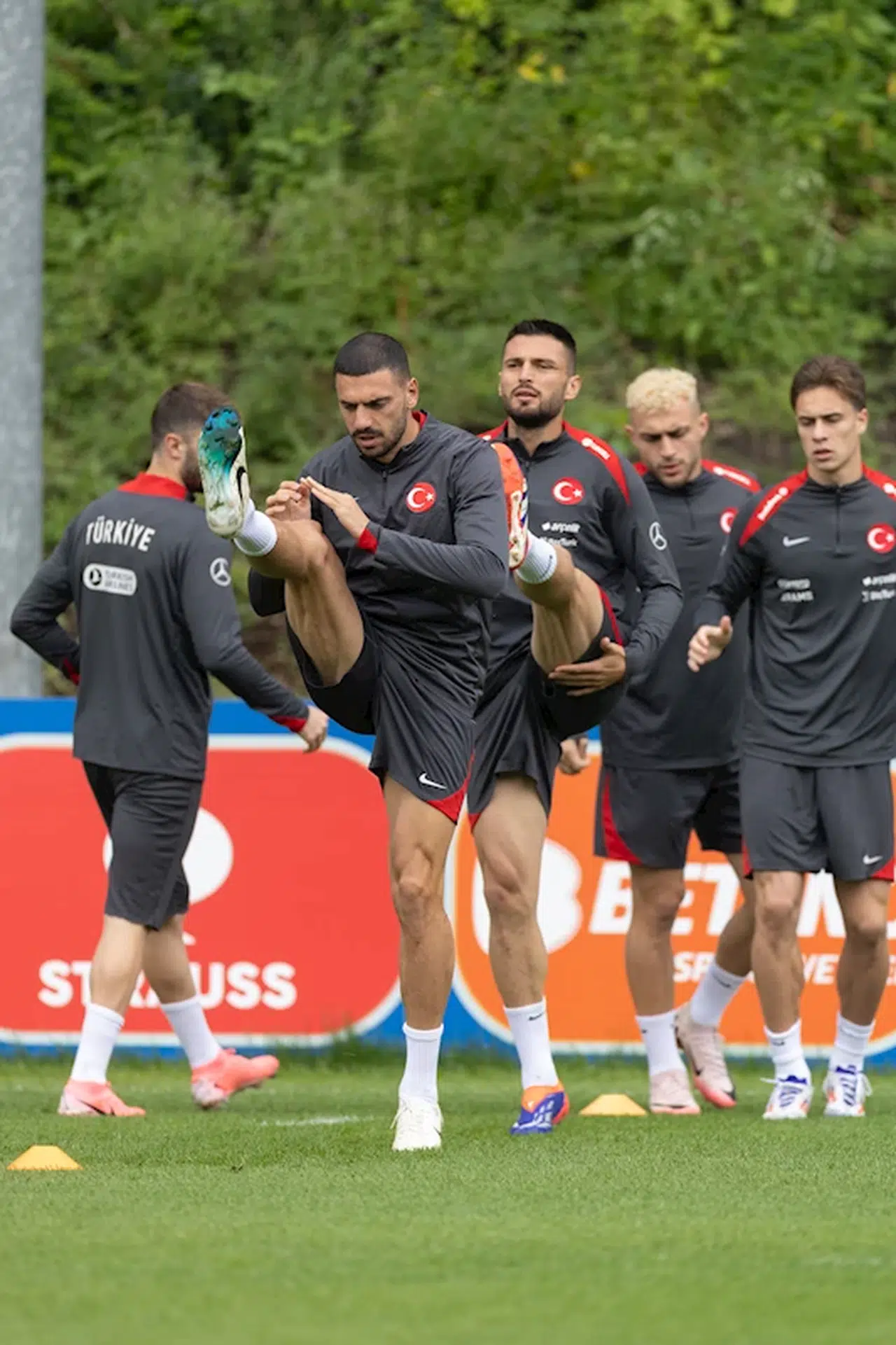 A Milli Futbol Takımı, Avusturya maçının hazırlıklarını sürdürdü