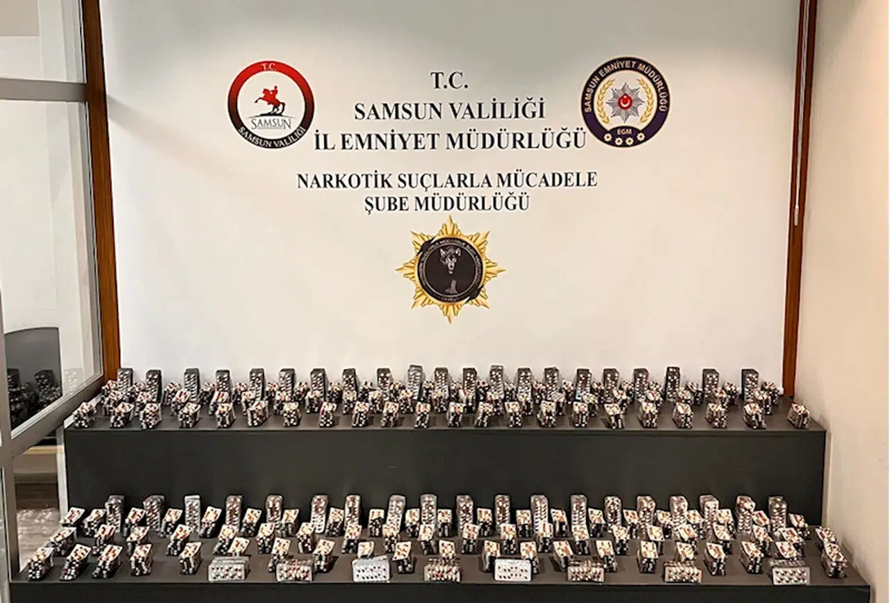 Samsun'da 19 bin 558 sentetik ecza ele geçirildi