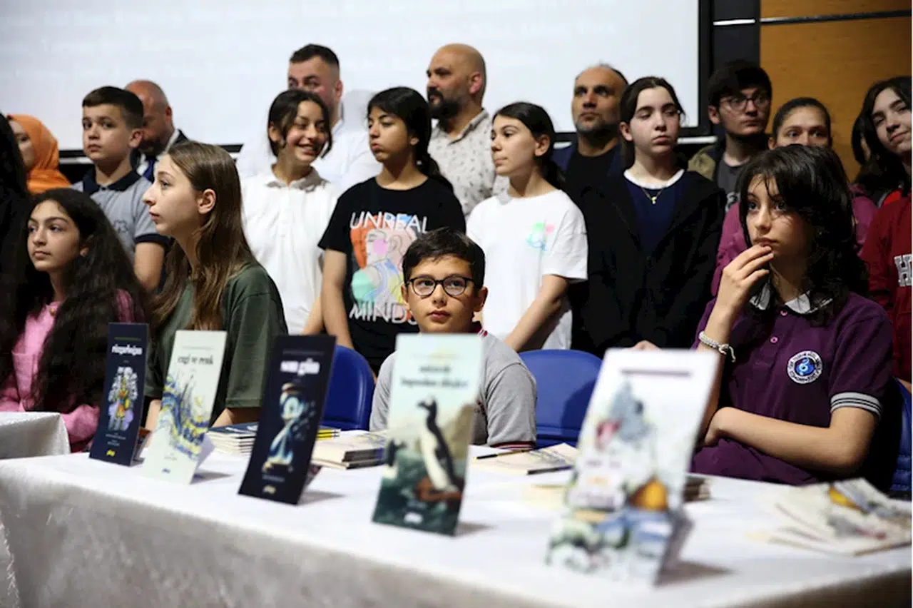 Rize'de öğrencilerin yazdığı kitaplar tanıtıldı 