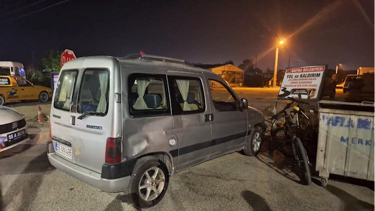 Samsun’da hafif ticari araçla çarpışan motosikletin sürücüsü yaralandı
