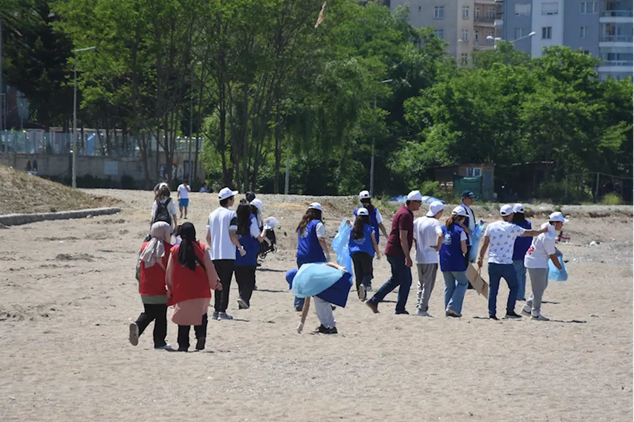 Giresun'da "Türkiye Çevre Hastası" dolayısıyla çevre temizliği etkinliği gerçekleştirildi