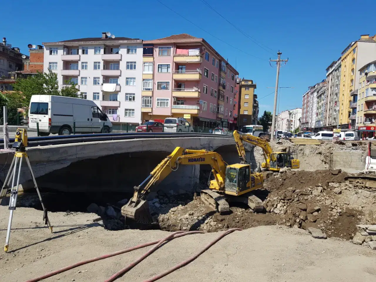 Rize'nin Su Yollarındaki Değişim: Bölge Müdürü Fatih Kişi, DSİ Projelerini Köylerde Değerlendirdi
