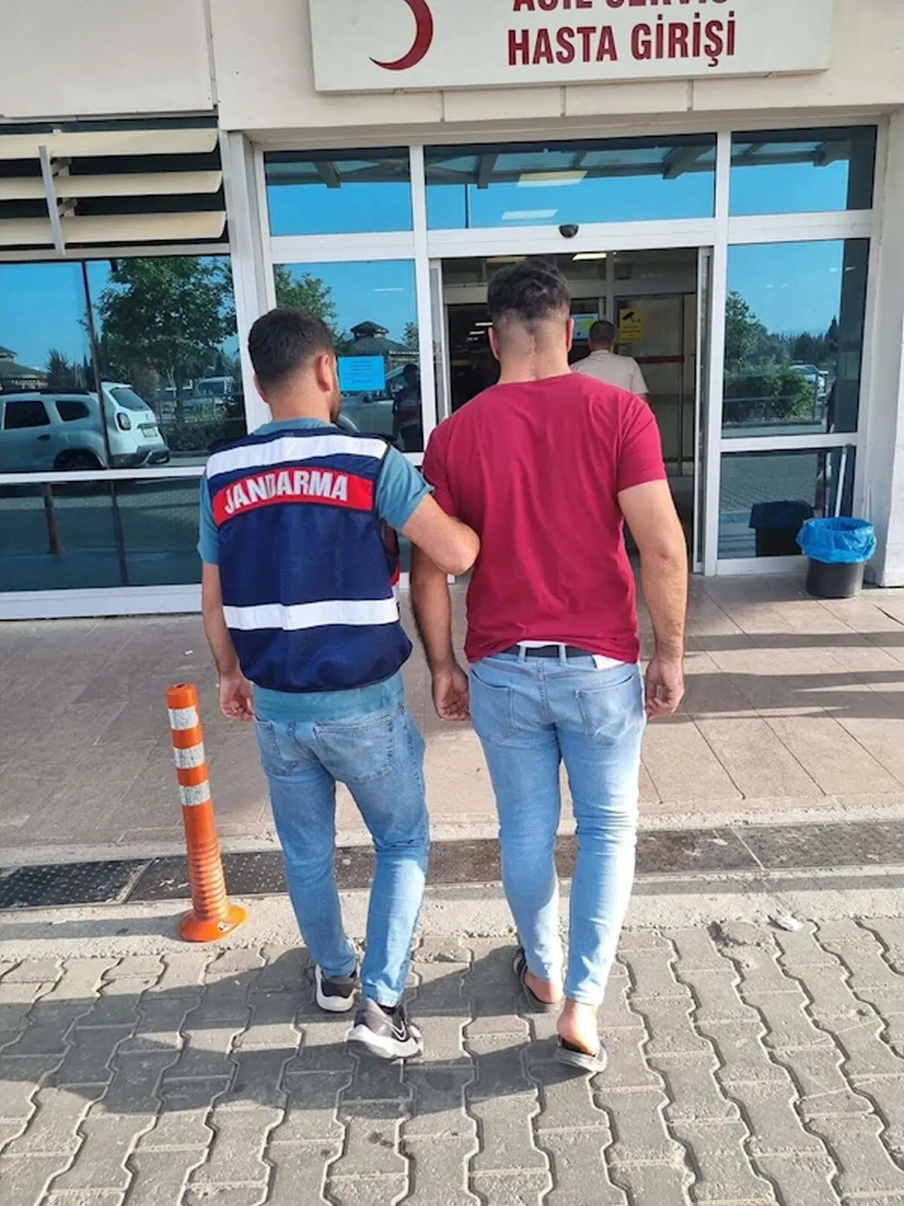 İzmir'de terör operasyonu: 6 gözaltı