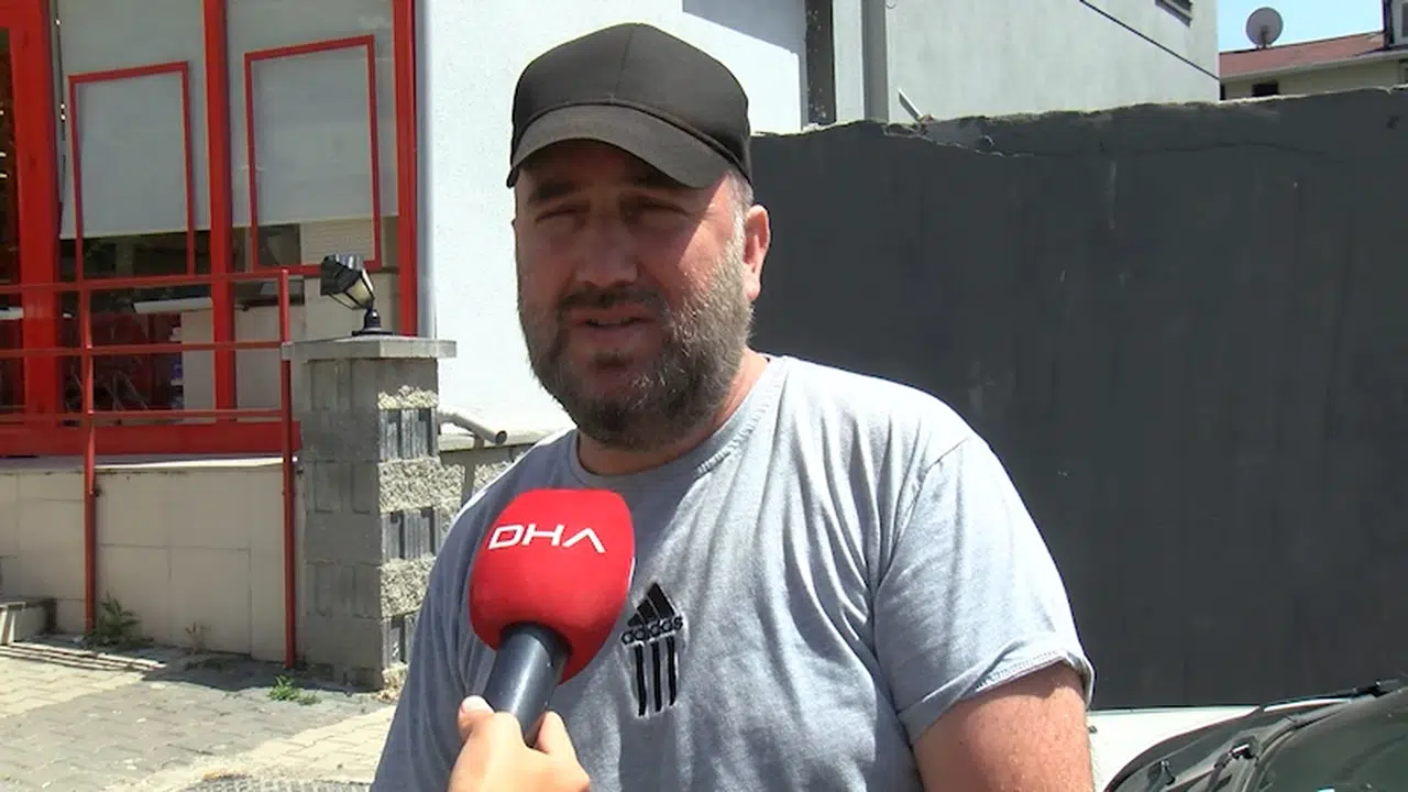 İstanbul - Sultanbeyli'de otomobil 12 yaşındaki bisikletli çocuğa çarptı 