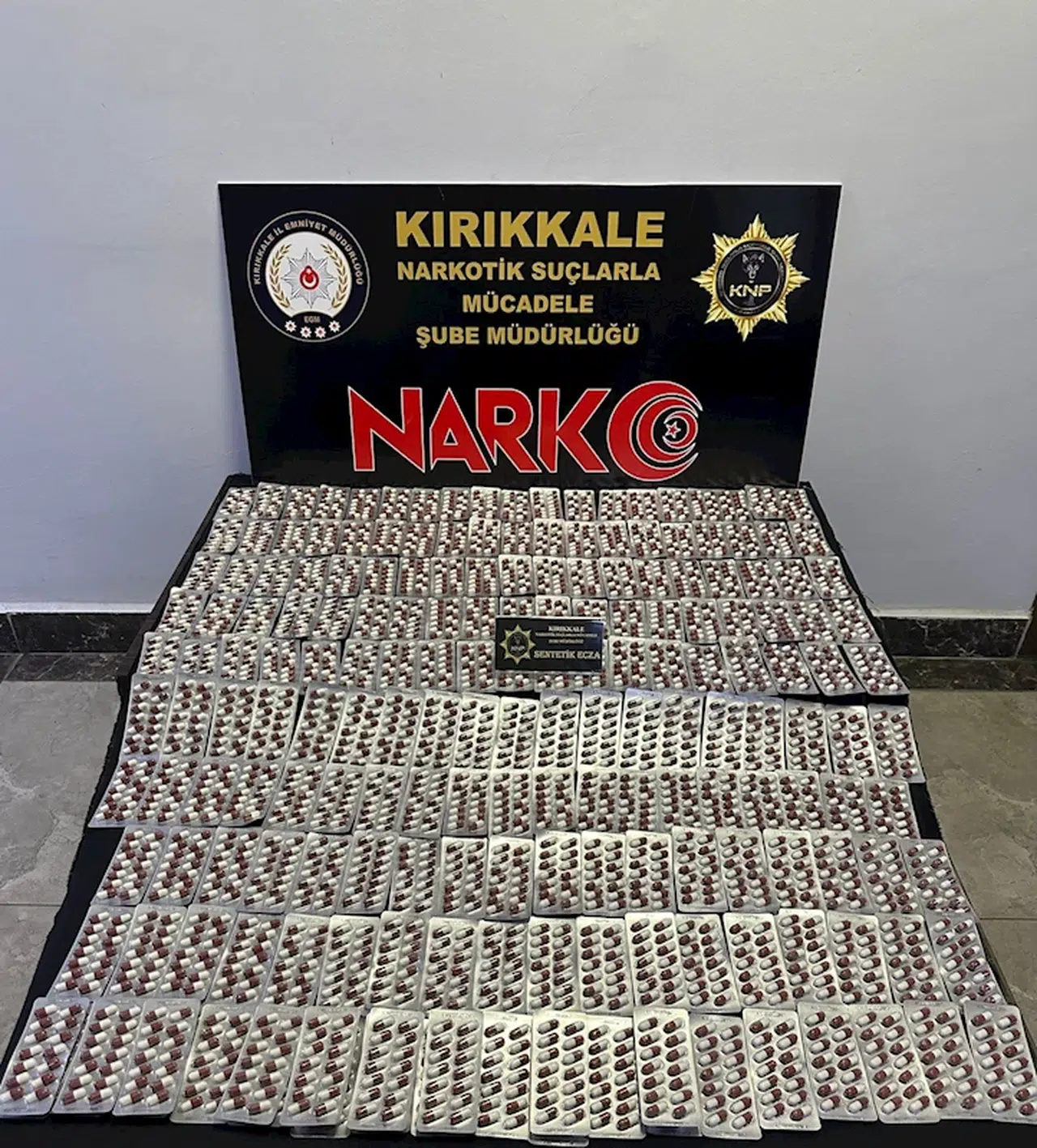 Kırıkkale'de 2 bin 744 adet sentetik hap ele geçirildi