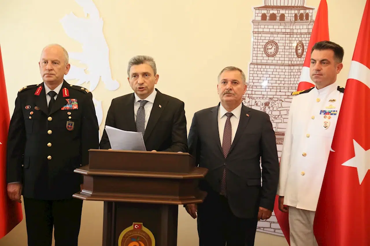 Vali Şahin'den kaldırım işgali uyarısı