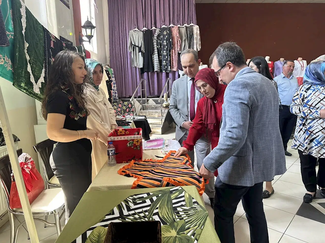 Kargı HEM tarafından yıl sonu sergisi düzenlendi