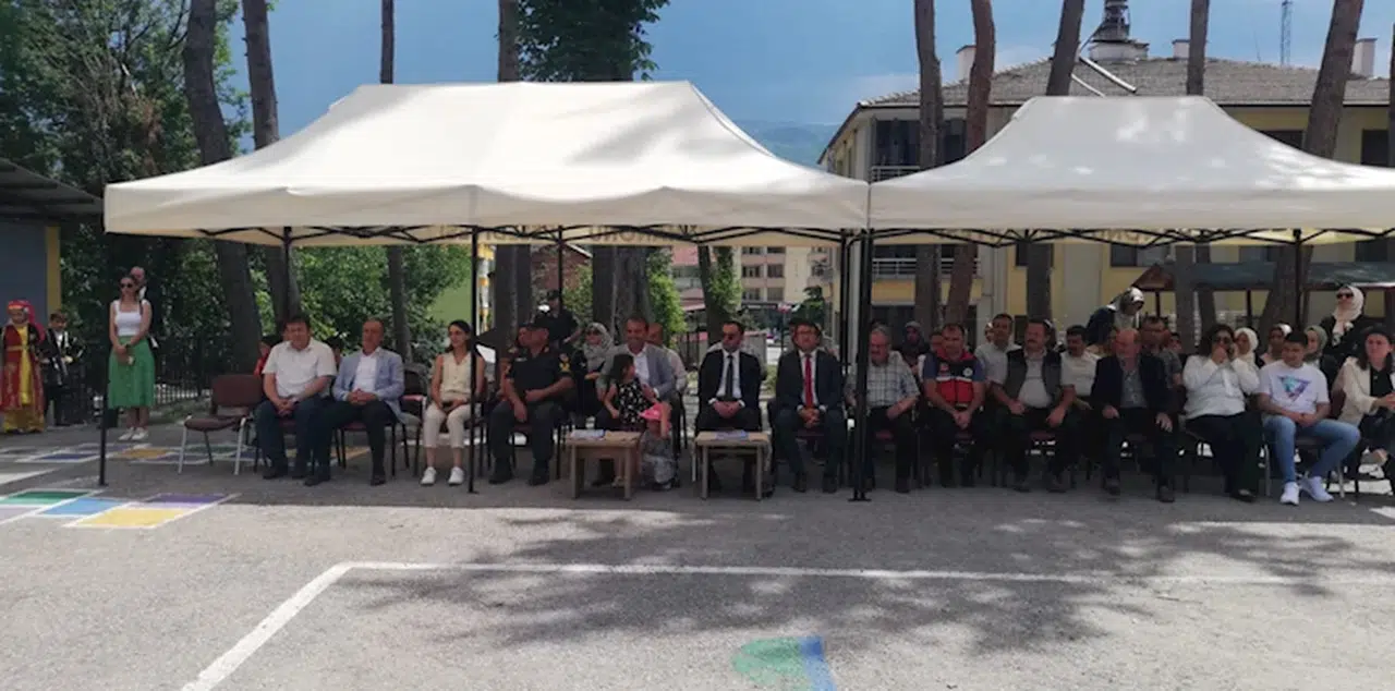 Hanönü'de "Hayat Boyu Öğrenme Sergisi" açıldı