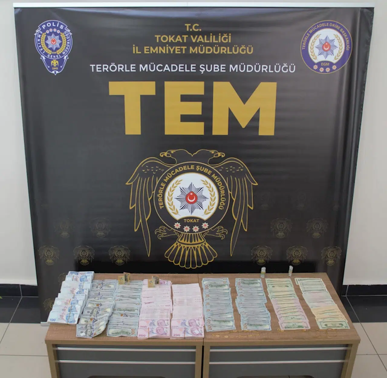 Tokat'ta DEAŞ'a finans sağlayan 3 kişi yakalandı