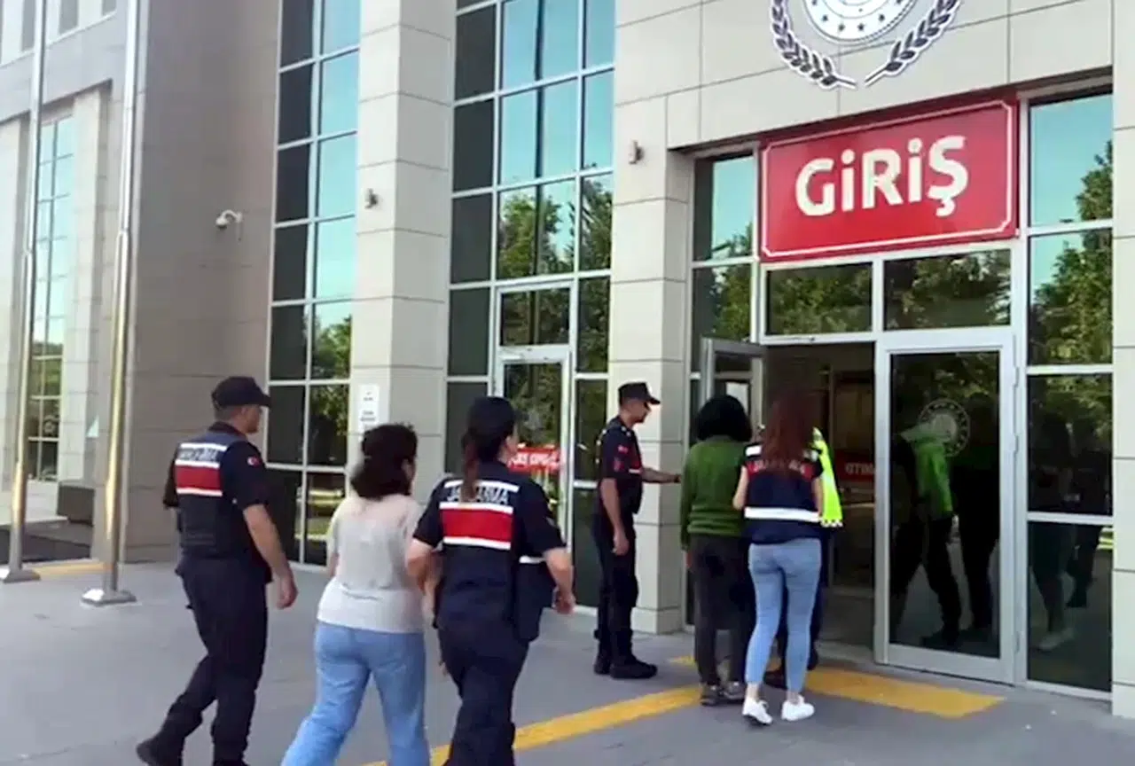 Tekirdağ'da terör örgütlerine fon sağlayan 2 şüpheliye gözaltı