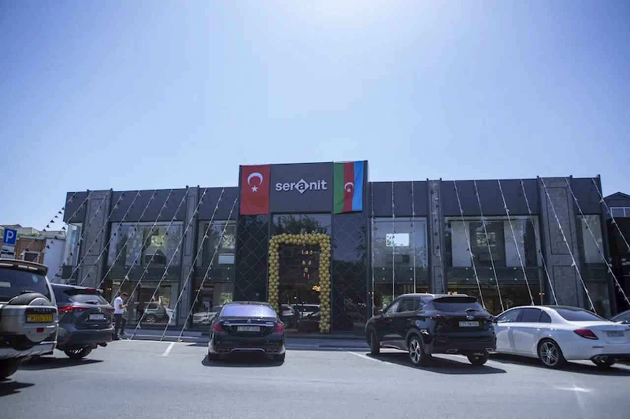 Seranit, Bakü'de showroom açtı