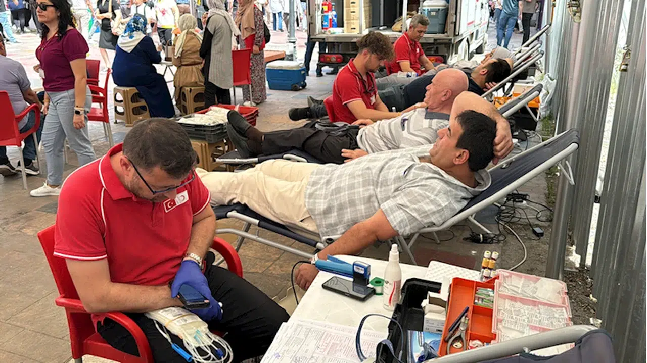 AK Parti Karabük İl Başkanlığı kan bağışı kampanyası düzenledi