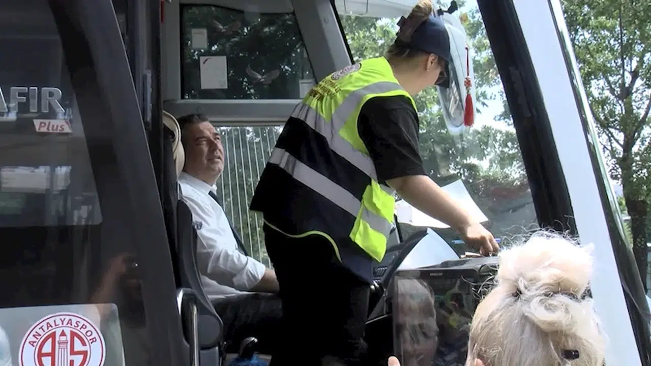 İstanbul- Otogarda 'emeklilere yüzde 20 indirim' denetimi