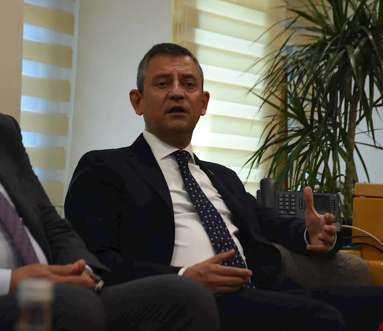 Özgür Özel: İzmir'de kendi içimizde öz eleştiri yapıyoruz