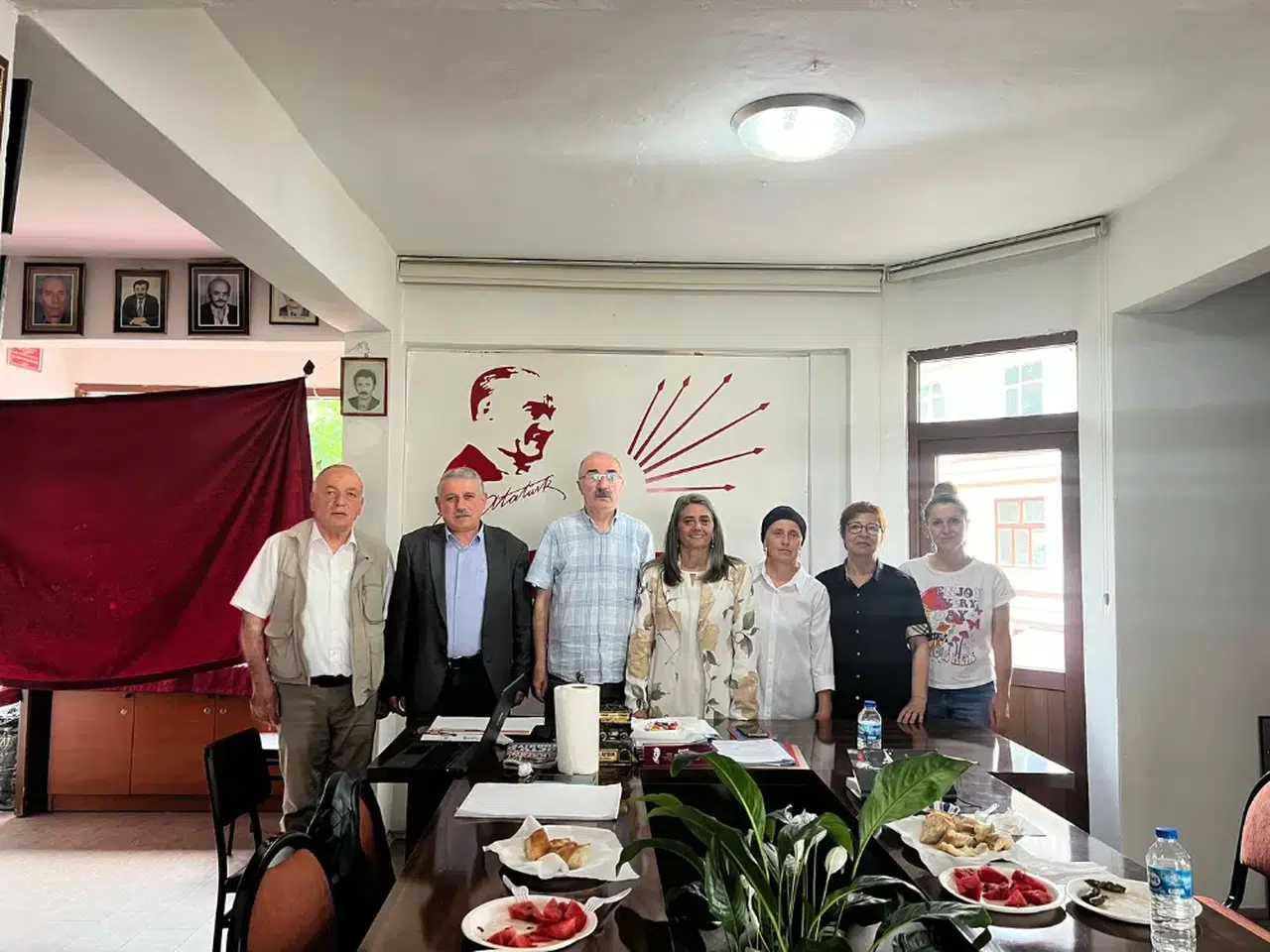 Kotalar Bize Dar, Rotamız İktidar" Sözleriyle CHP Tonya İlçe Kadın Kolları Kongresi Tamamlandı