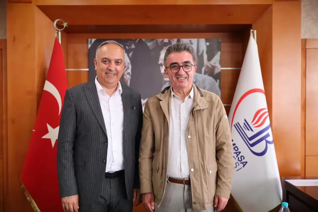 Borçka Belediye Başkanı Ercan Orhan İstanbul'da Önemli Ziyaretlerde Bulundu