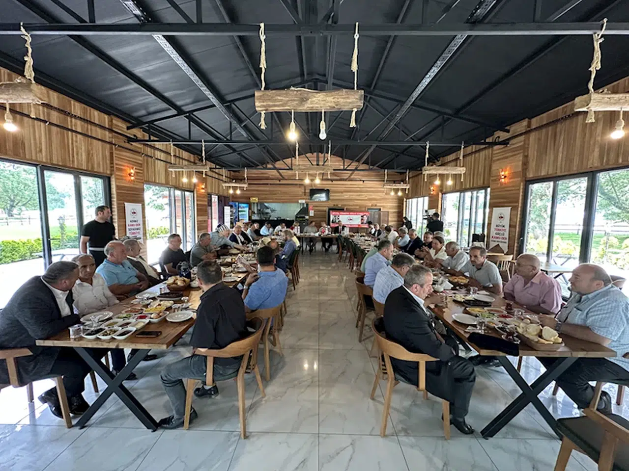 Kamu-Der Gölyaka'da istişare toplantısı düzenledi