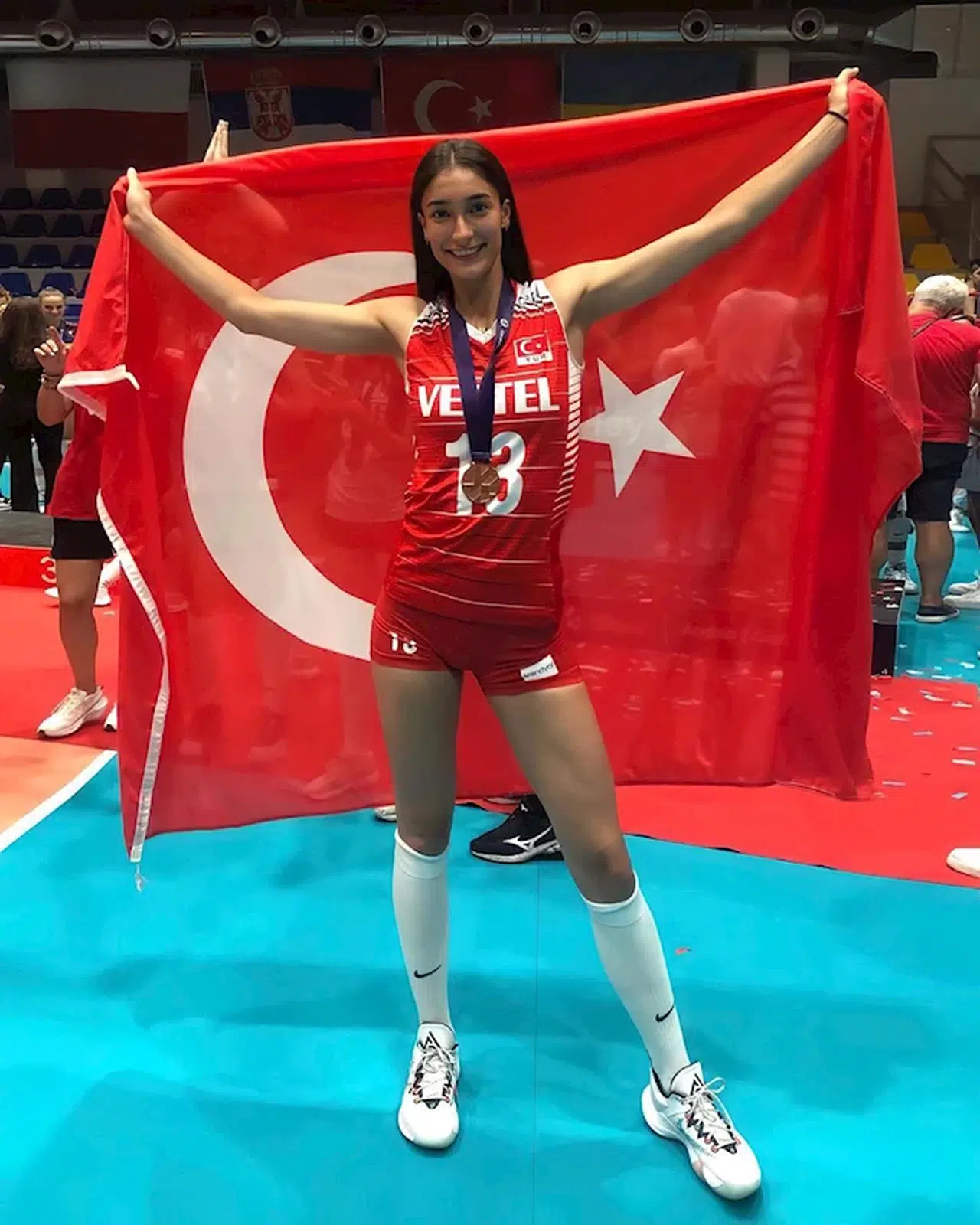 Aydın'dan filede orta oyuncu transferi