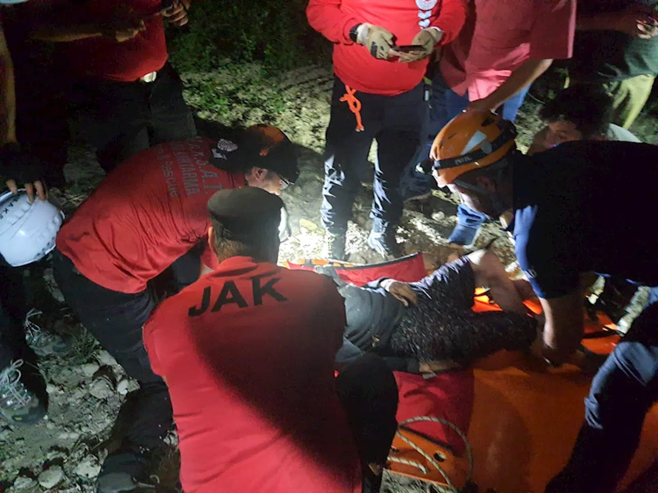 Kayıp Alzheimer hastası kadın, yaralı bulundu