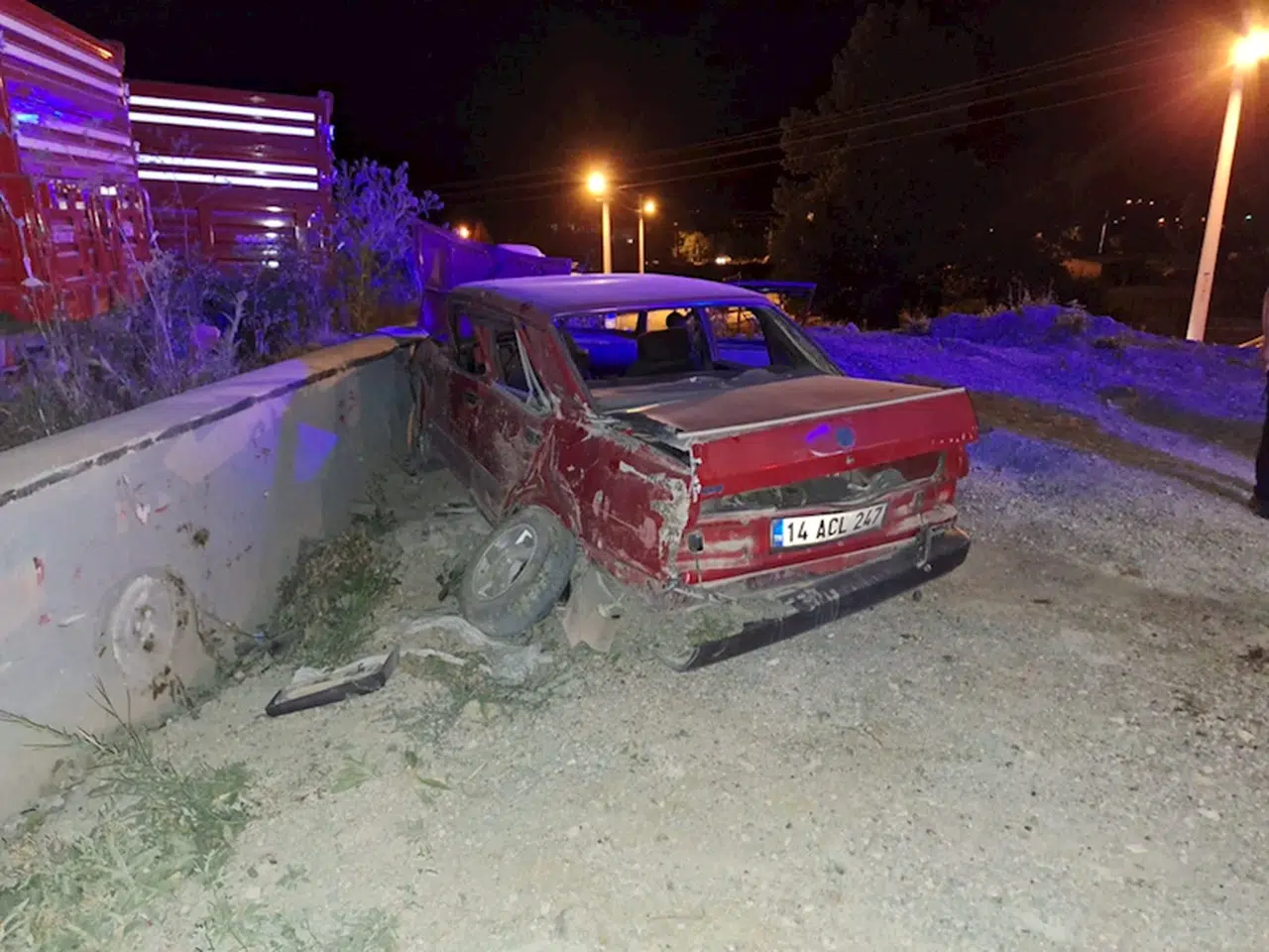 Bolu'da otomobili ile duvara çarpan sürücü hayatını kaybetti