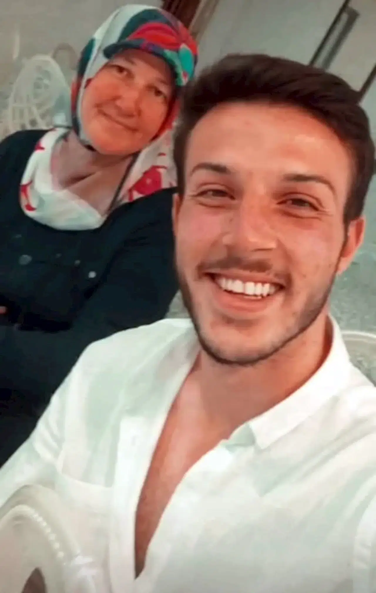 Kavşakta TIR’la çarpışan otomobilin sürücüsü ile yanındaki annesi öldü / Ek fotoğraf