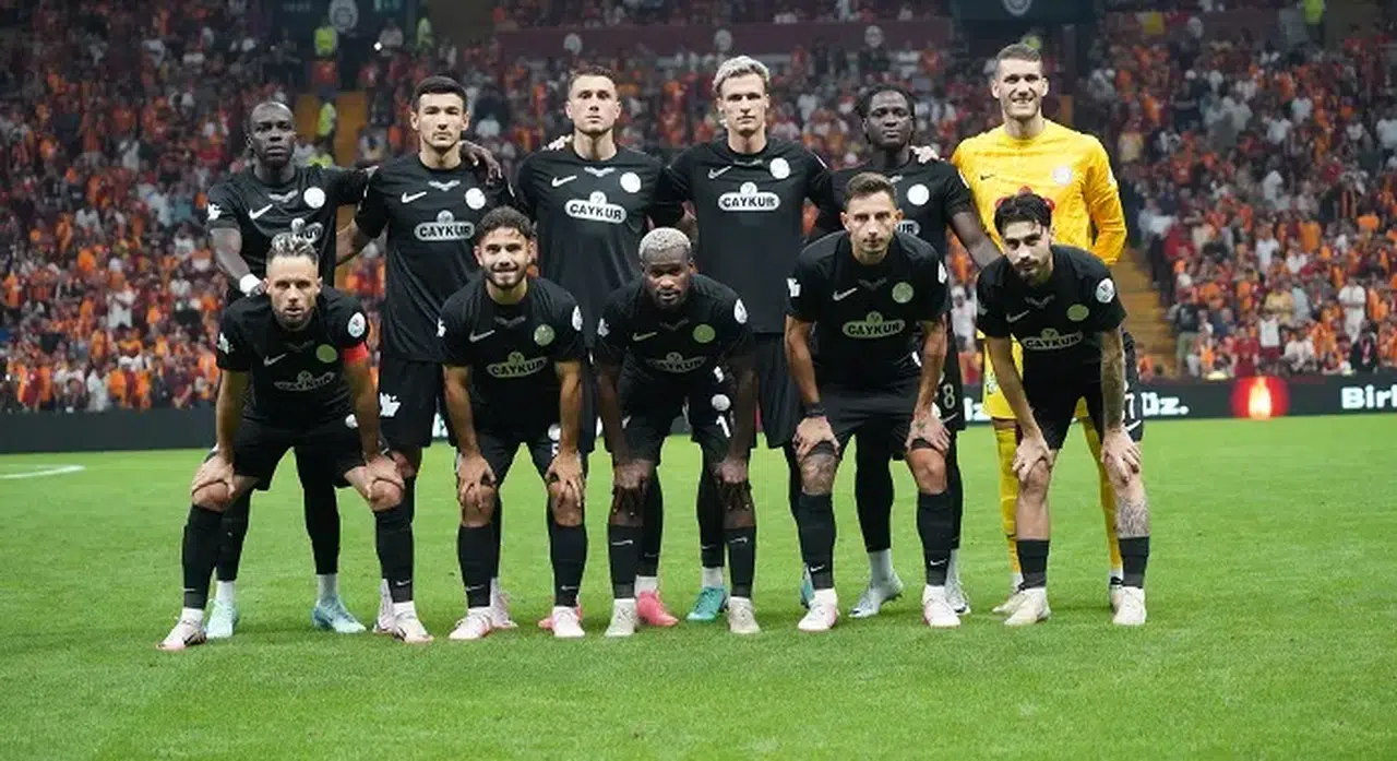 Çaykur Rizespor Evinde 3 Puana Hasret: İlhan Palut'un Zor Günleri
