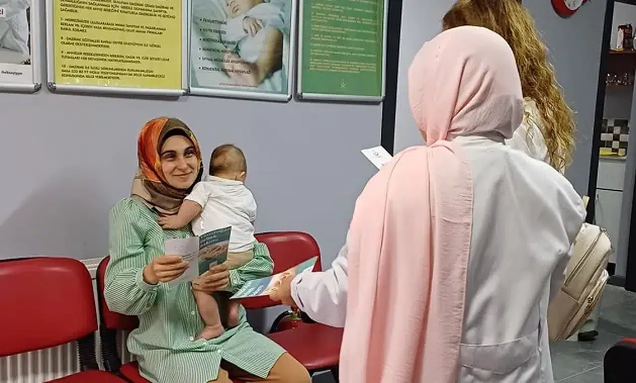 Halk Sağlığı Haftası Etkinlikleri 'Aşının Gücüne İnan, Aşılan' Temasıyla Başladı