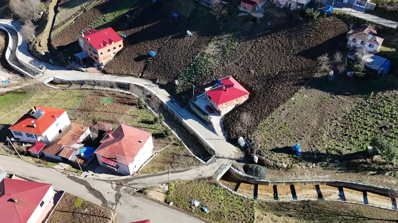 Düzköy’de Kale Deresi’ne Taşkın Kalkanı Çalışmalar %85 Tamamlandı