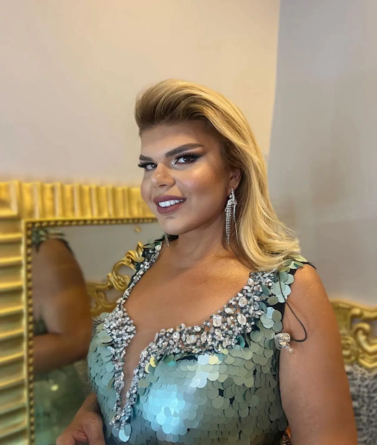 Yolcu uçağında 'uçağınızı bombalayacağız' diyen sanığa 10 ay hapis