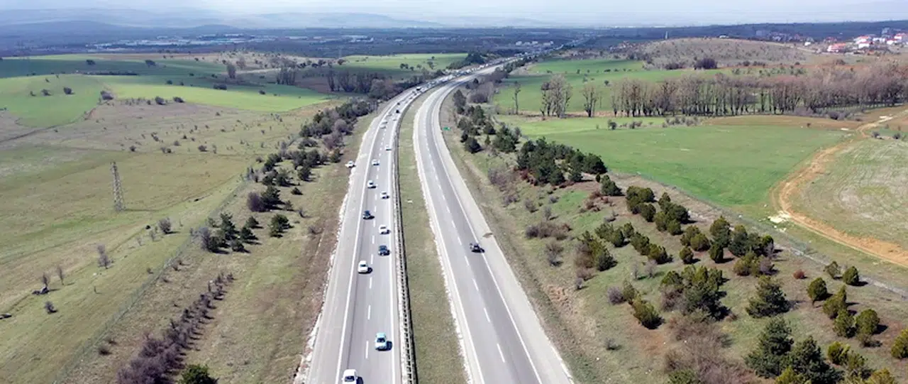 Bolu geçişinde otoyolda yoğun bayram trafiği (3) /Video eklendi 